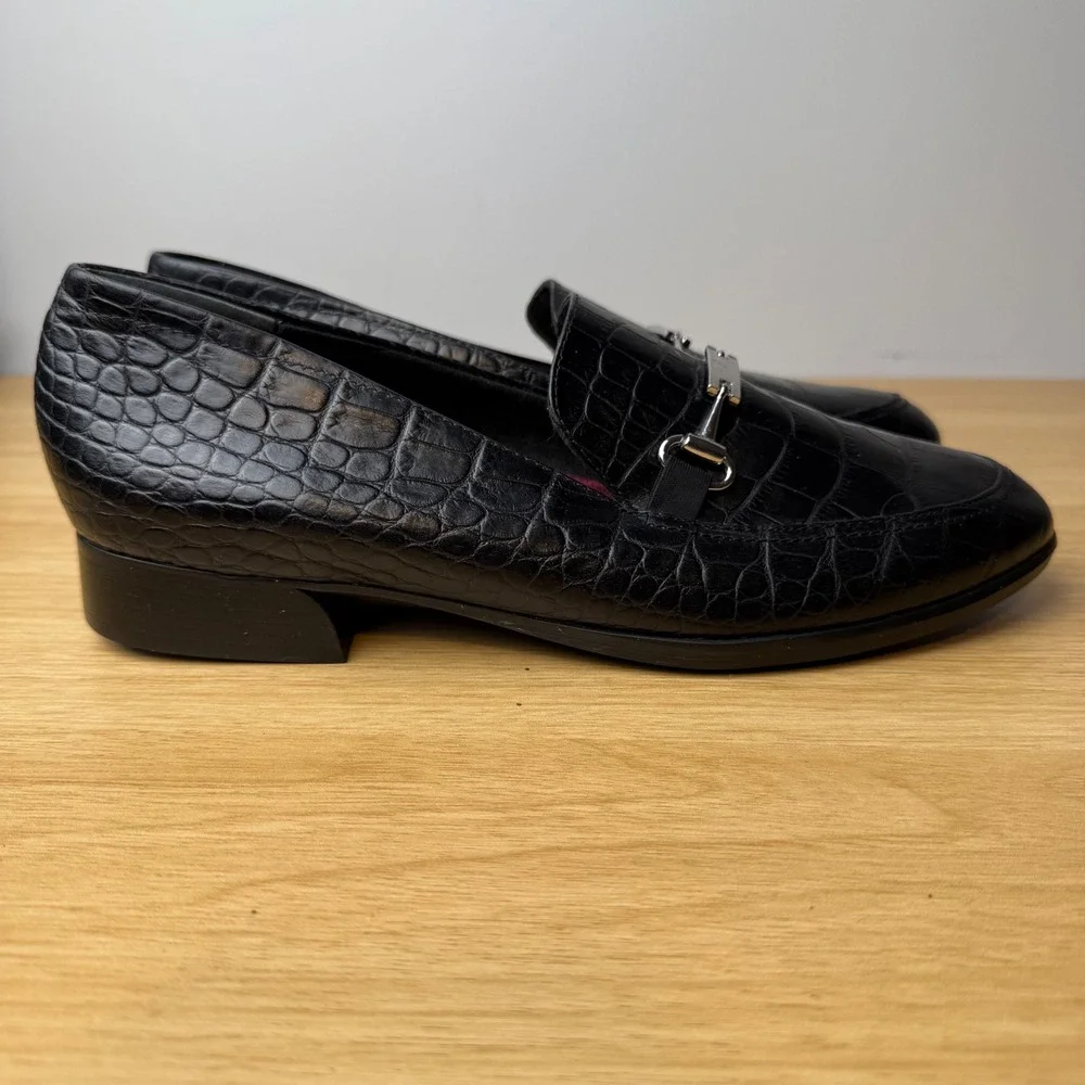 Munro Bit Loafer Harrison lll Women 9 Croc Embossed Leather Dark Academia Luxury